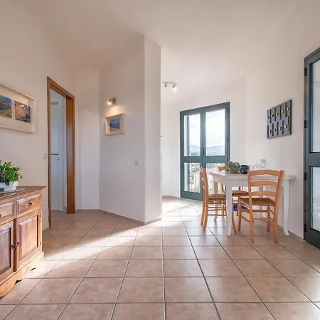 Sardinia Re - Residenza Gli Ulivi Apartmán *