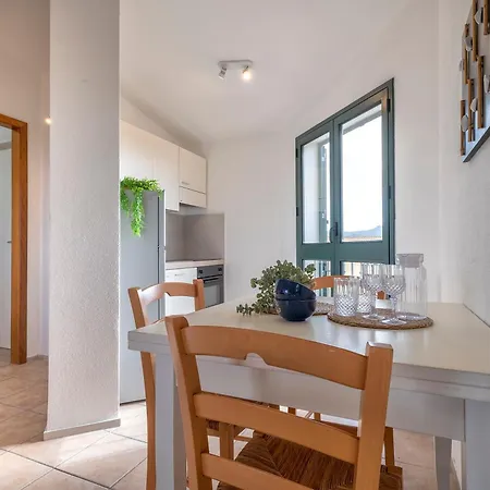 Sardinia Re - Residenza Gli Ulivi شقة فاليدوريا