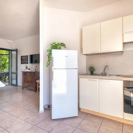 Sardinia Re - Residenza Gli Ulivi Apartman *
